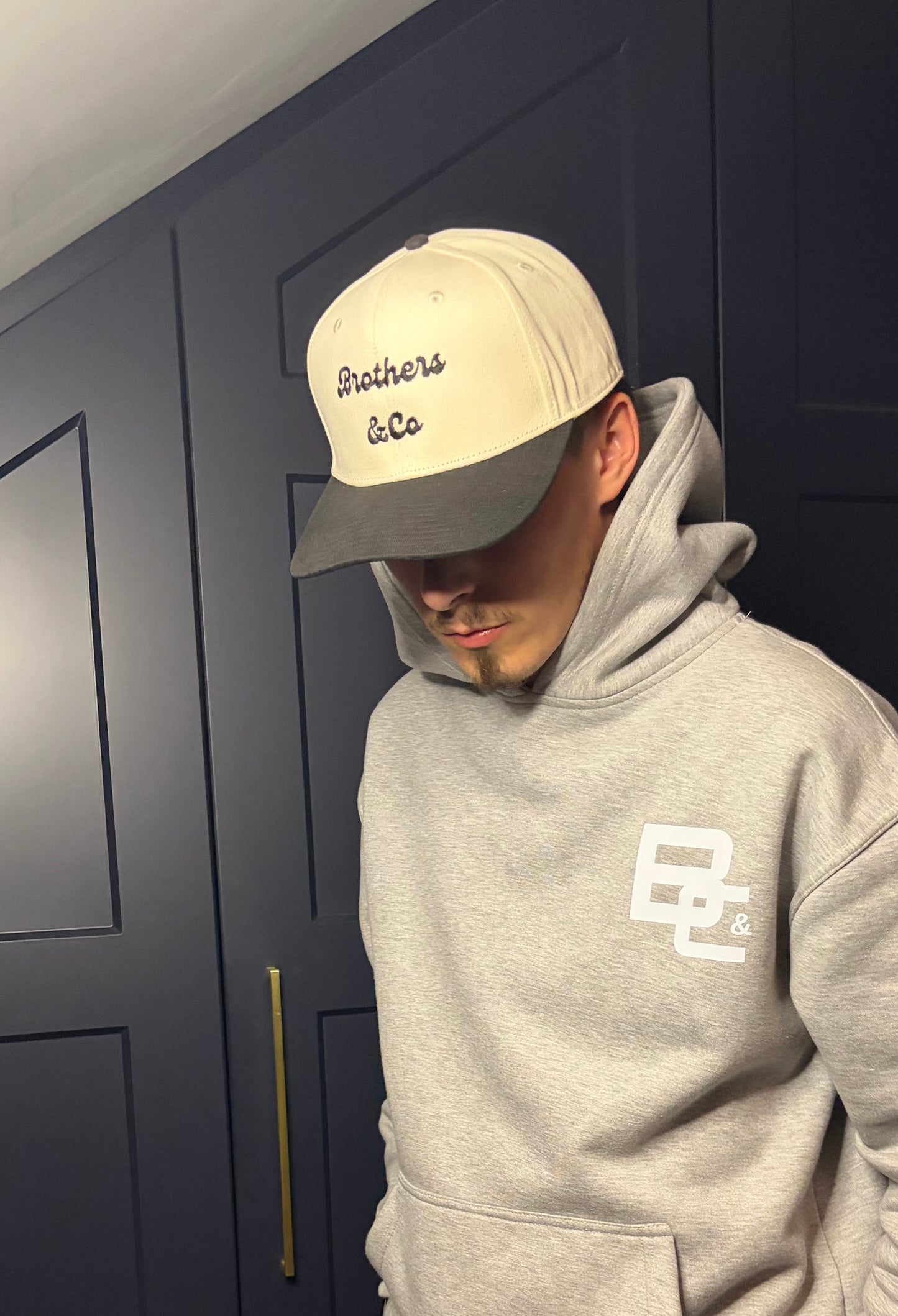 Two tone cap Brothers&Co signature logo